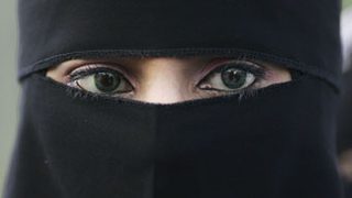 French Assembly Passes 'Burqa Ban'